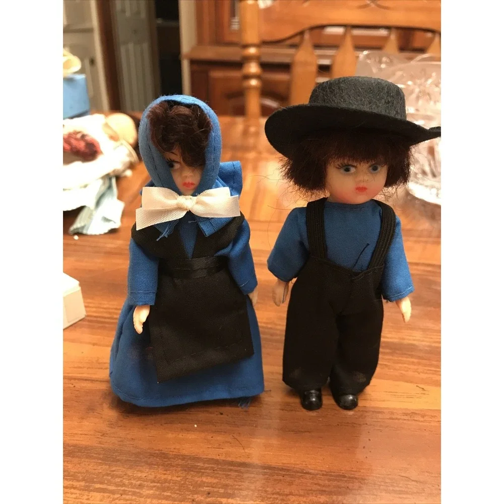 vintage Amish boy‎ girl lancaster souvenir dolls